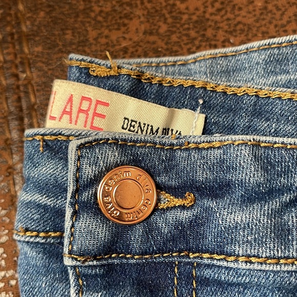 NWOT Denim Diva Flare Jeans Girls size 12 - Picture 3 of 10